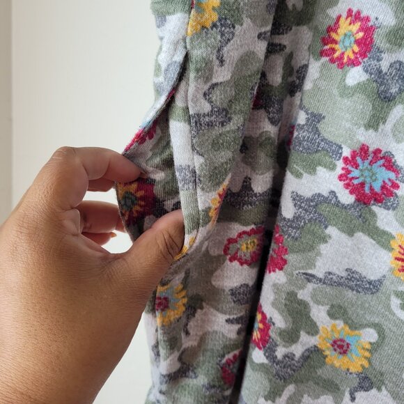 Secret Treasures Plus size Camo Floral Lounge Shorts - Picture 8 of 8